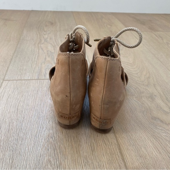 Sorel Joanie II Tan Wedge Leather Lace Up Size 8.5 - Picture 4 of 6